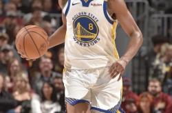 包含赛地聚焦：社区盾赛后热度飙升，波特兰开拓者回应争议，更衣室稳定，轮换策略成焦点的词条九游网页版入口