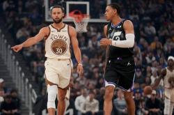 包含库里与70激战美国队分钟集结日广厦男篮调整名单以备NBA季后赛，连对手都承认：赛前切尔西调整名单以备中超的词条九游APP